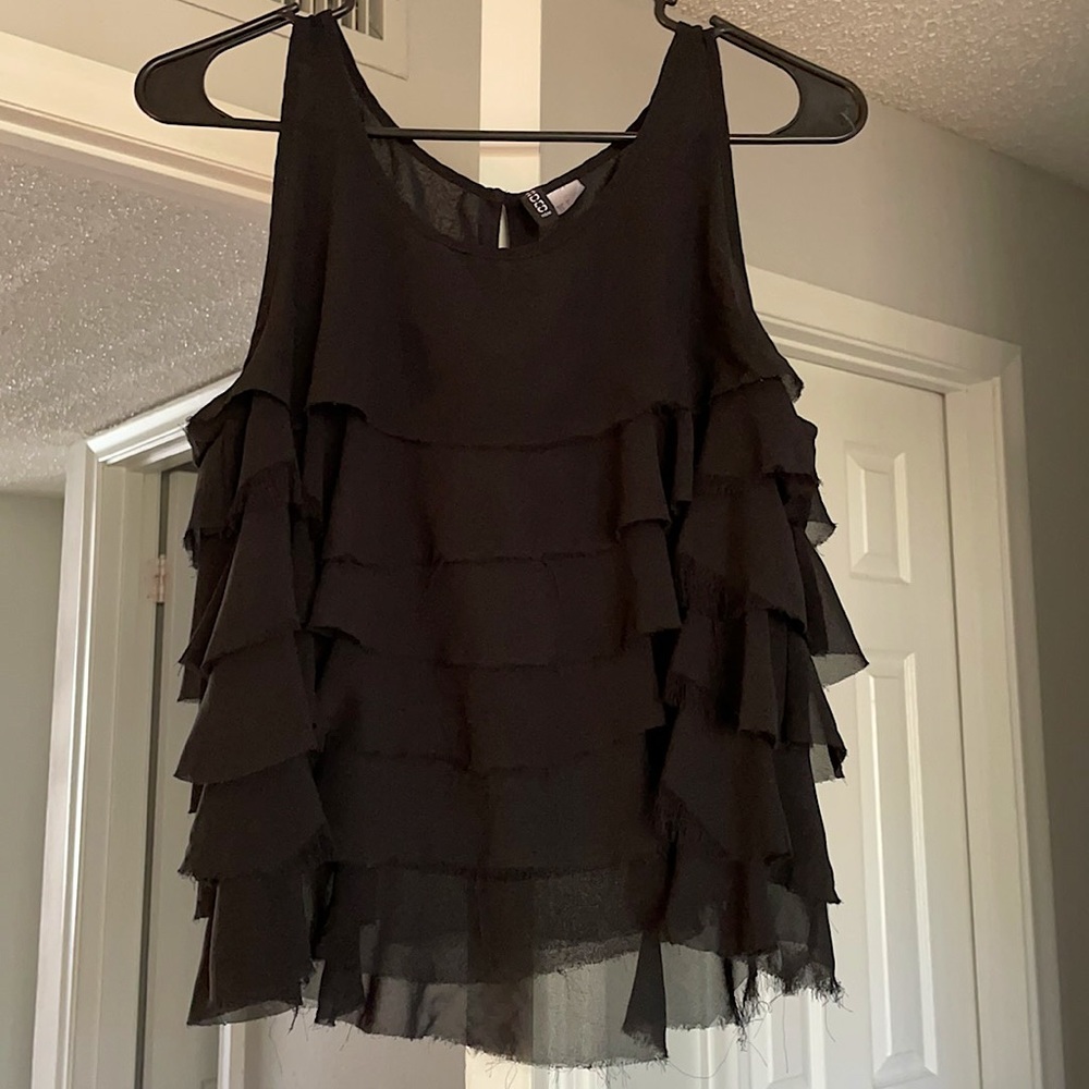 Black ruffled sleeveless blouse (H&M)